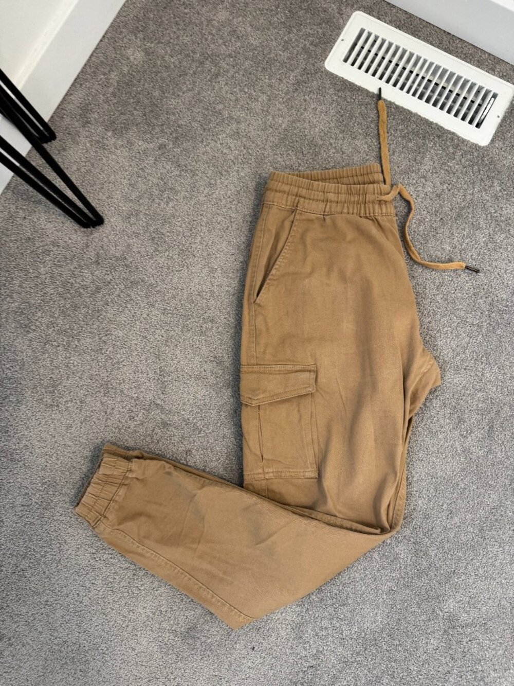 Never Lose Edge Cargo Sweatpants Tan Medium